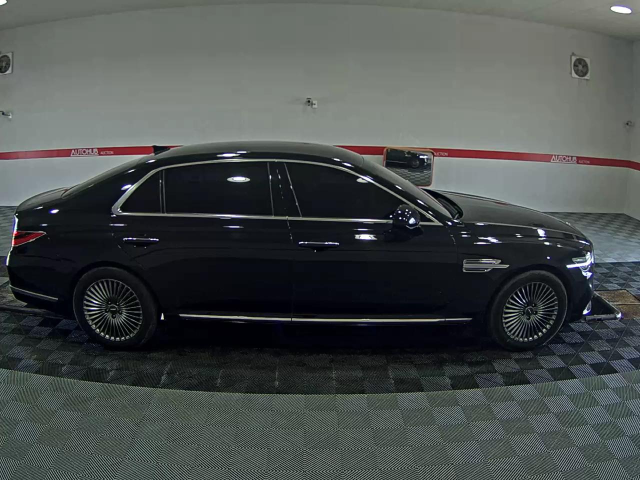 2019 - genesis g90