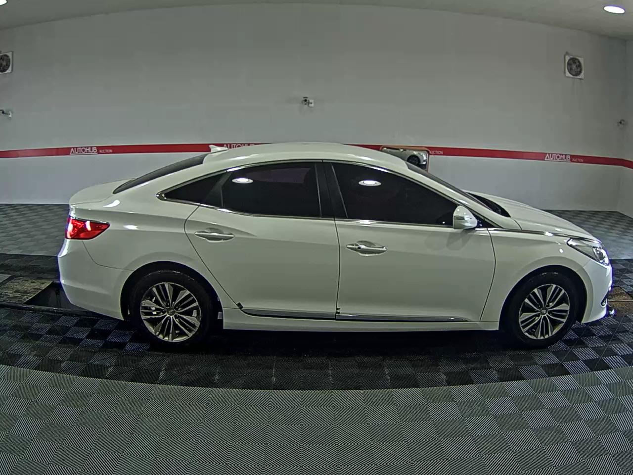 2017 - hyundai grandeur