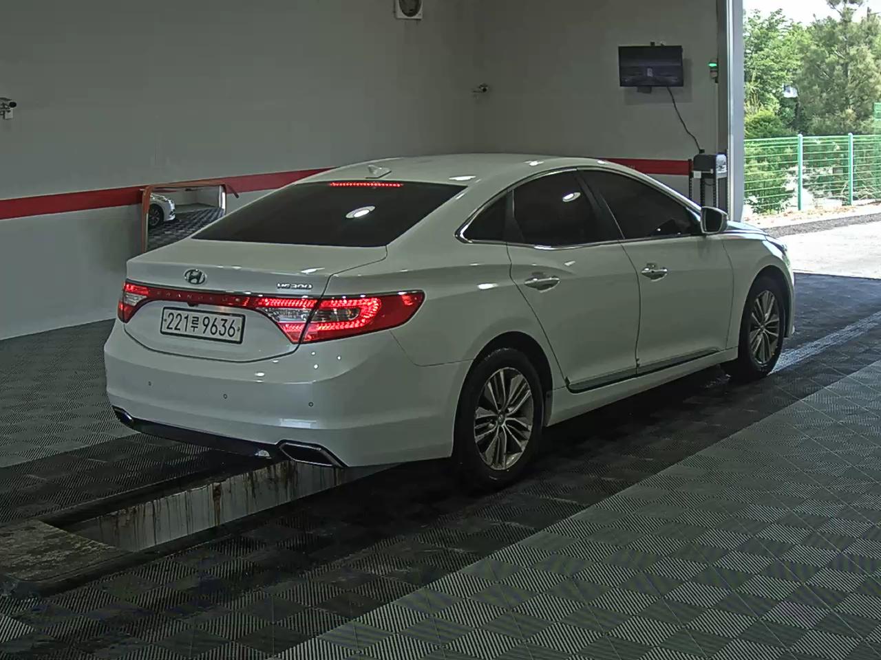 2017 - hyundai grandeur