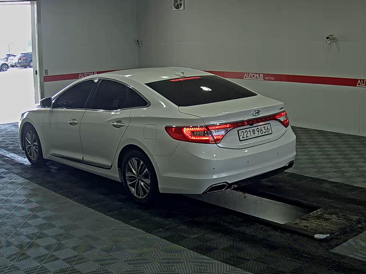 2017 - hyundai grandeur