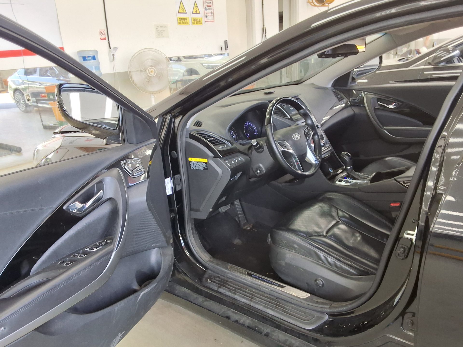 2016 - hyundai grandeur