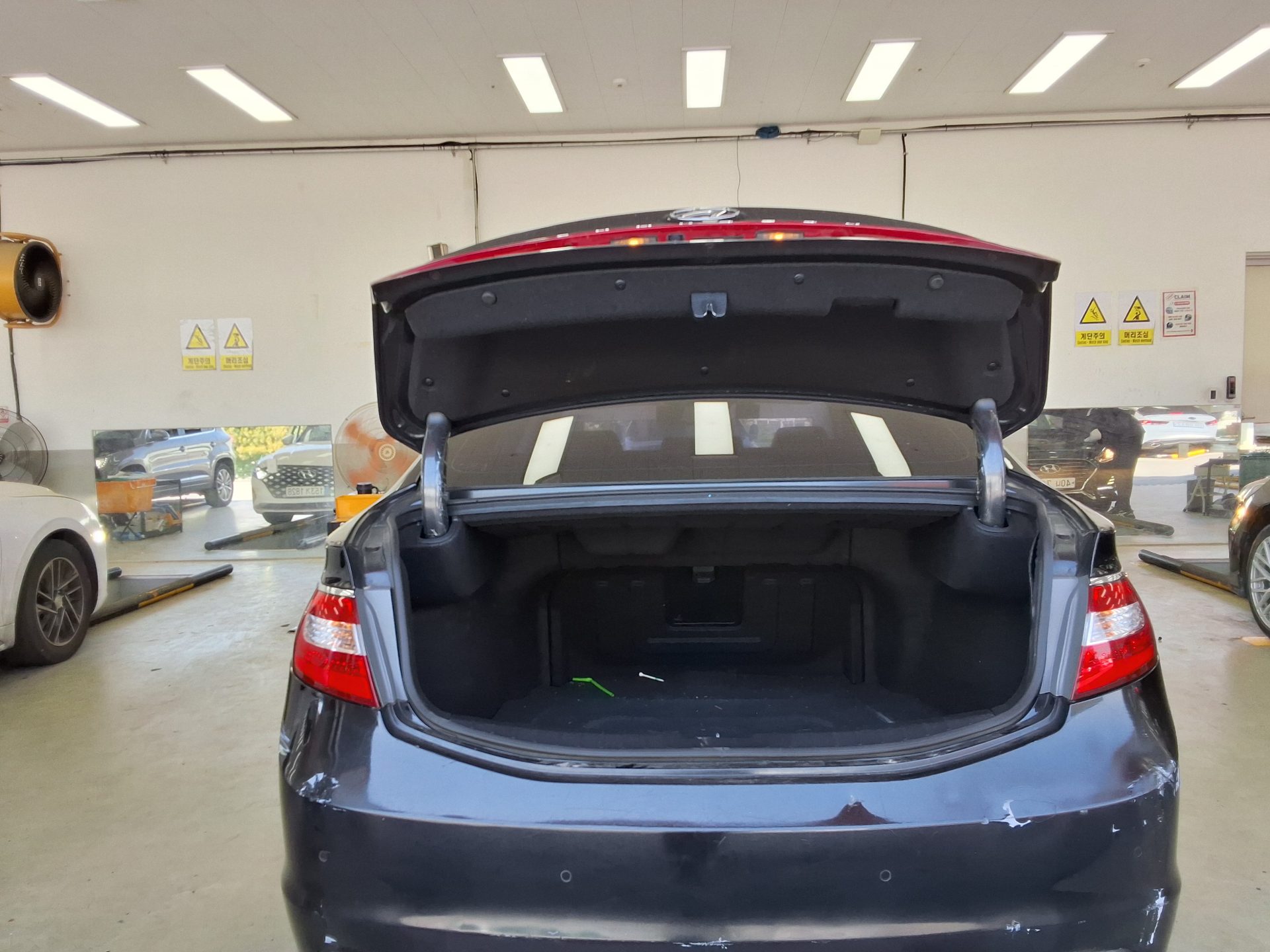 2016 - hyundai grandeur