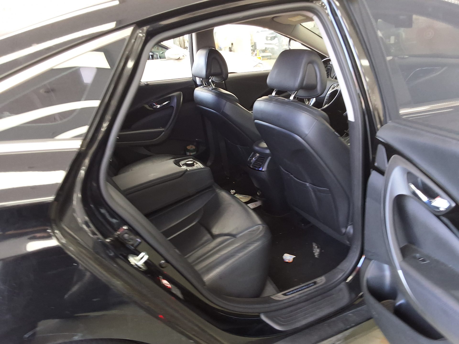 2016 - hyundai grandeur