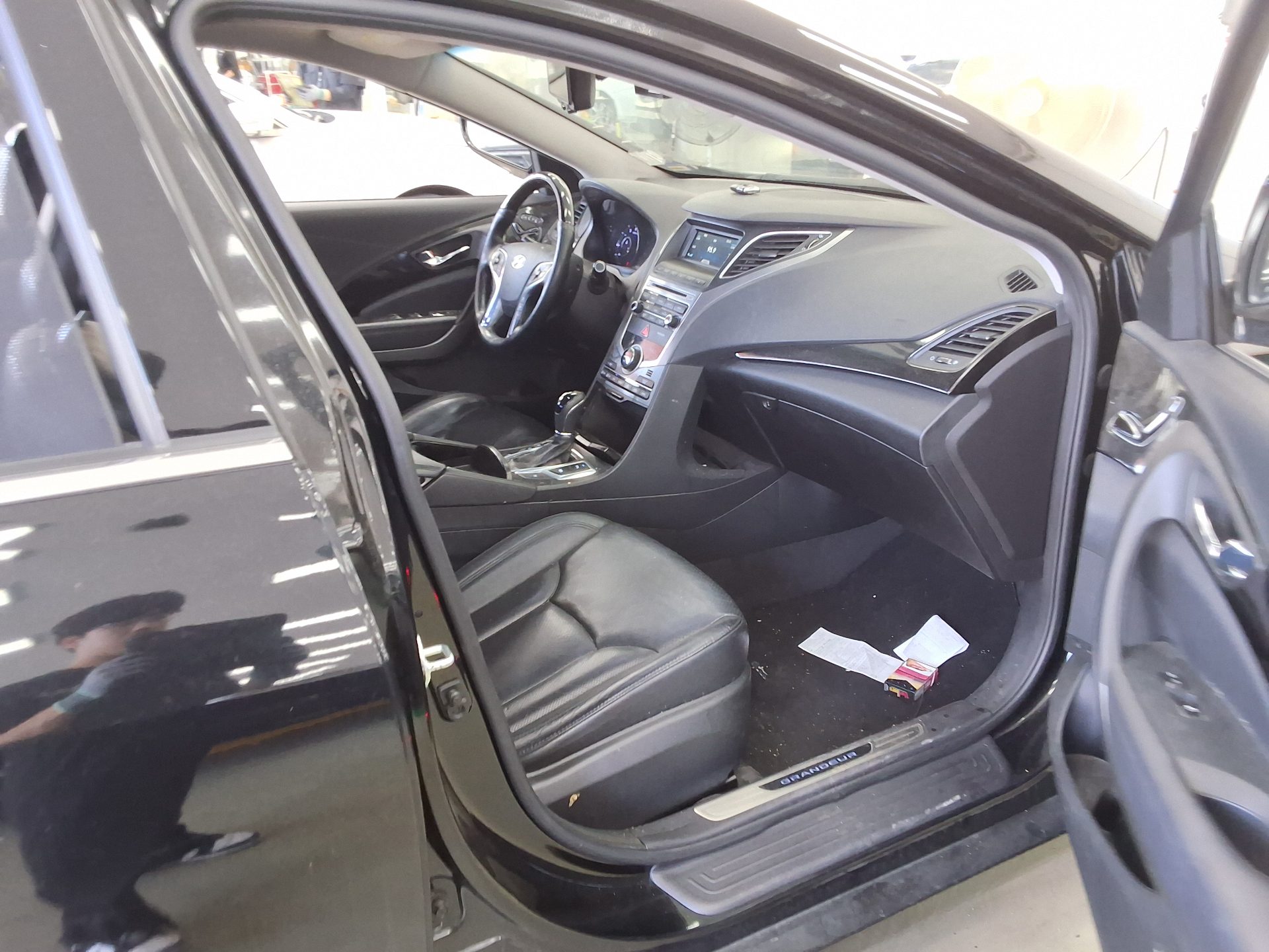 2016 - hyundai grandeur