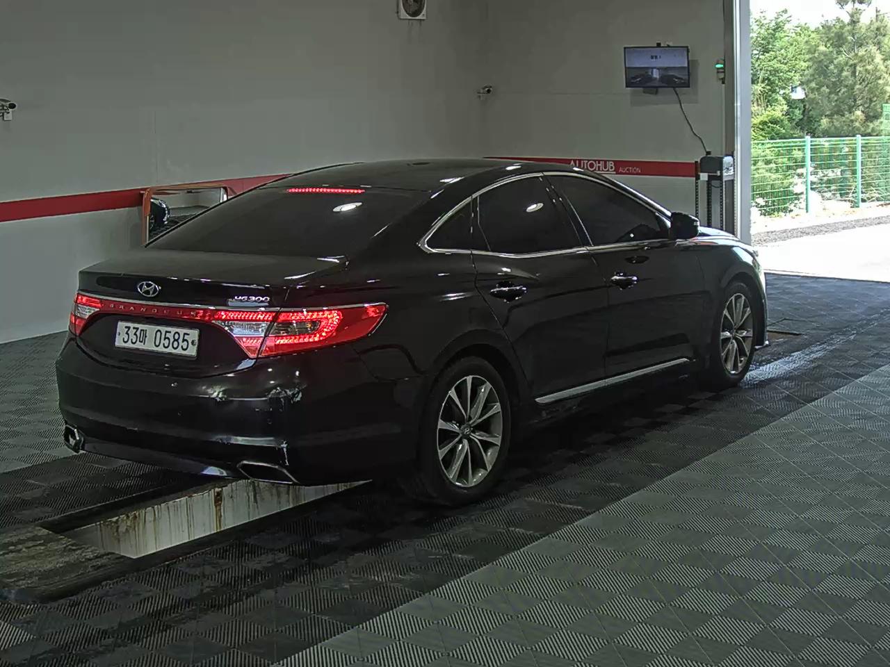 2016 - hyundai grandeur