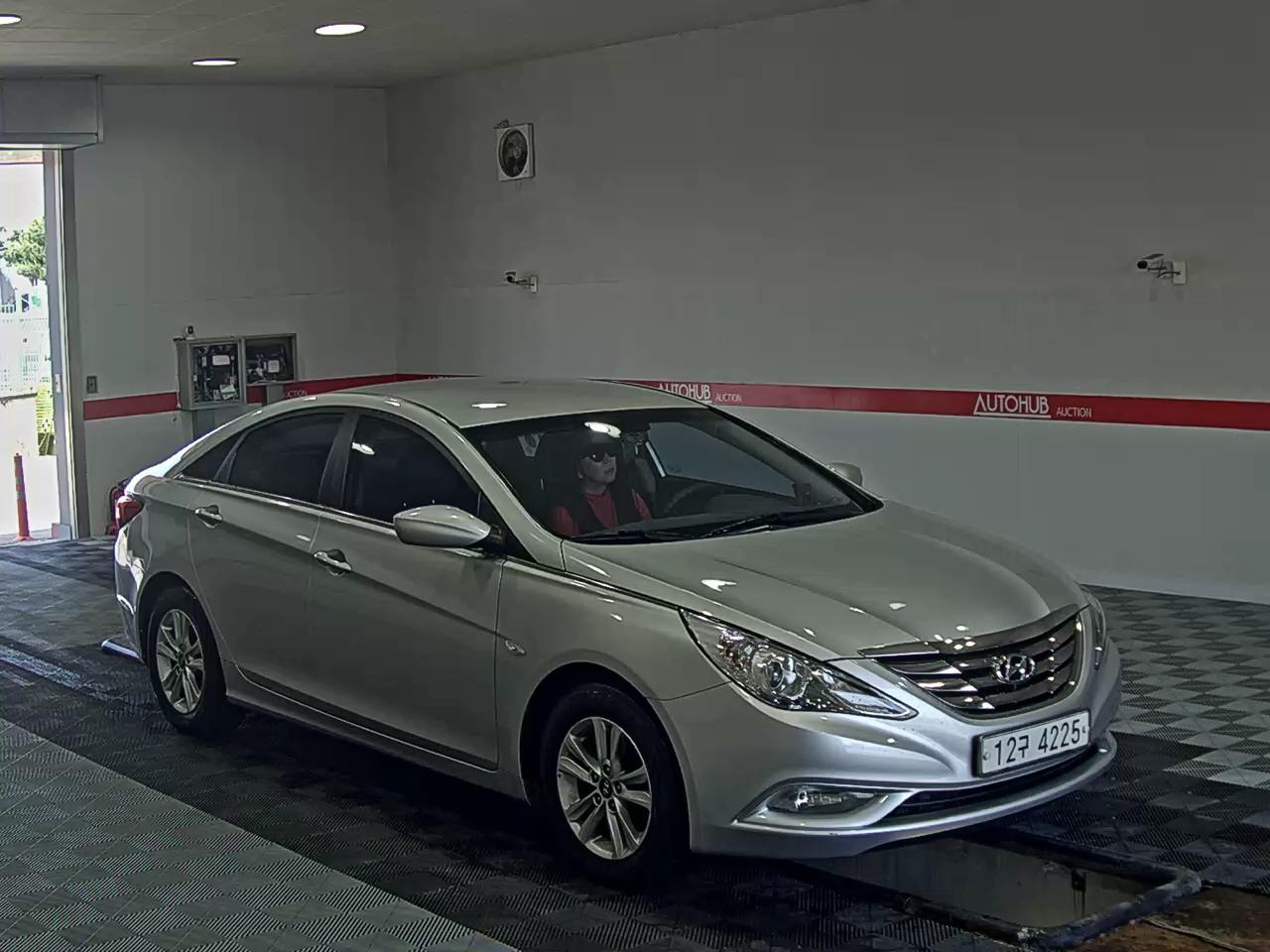 2010 - hyundai sonata