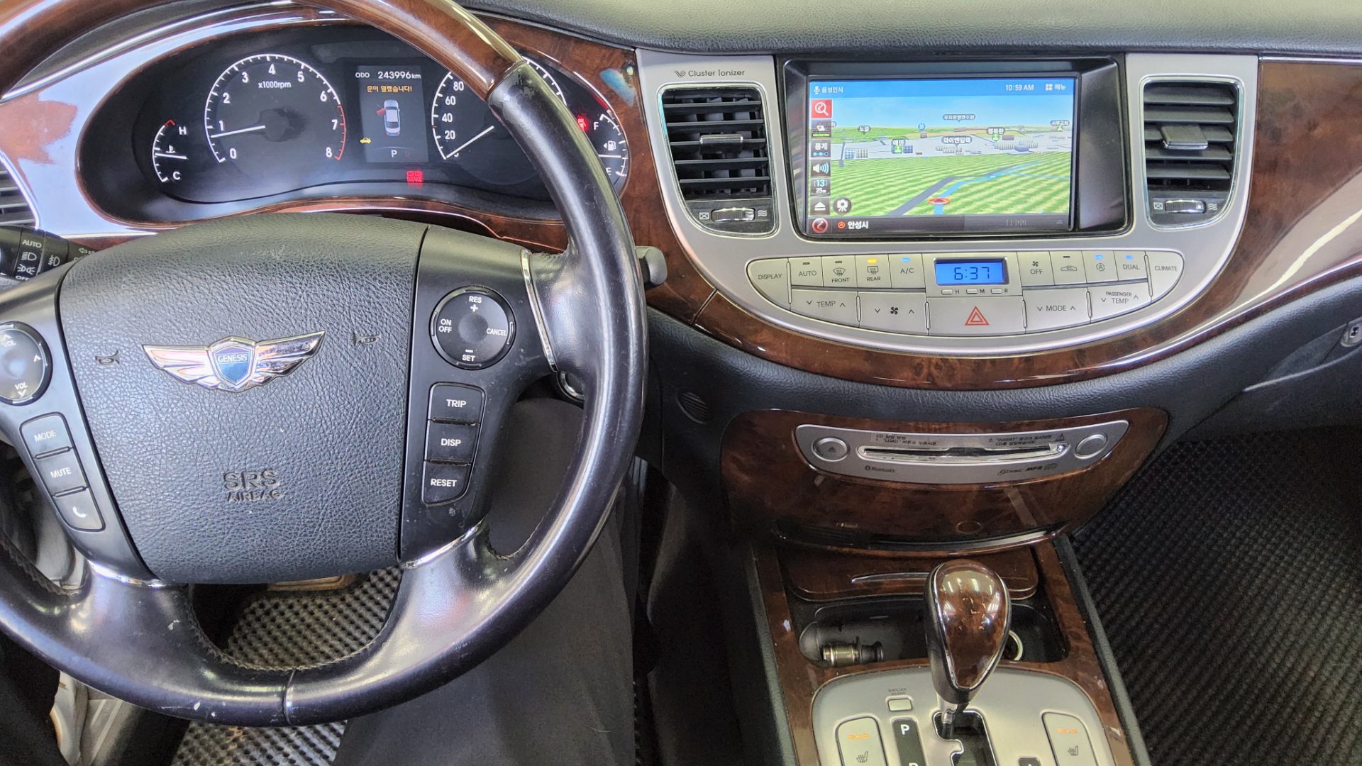 2010 - hyundai bh