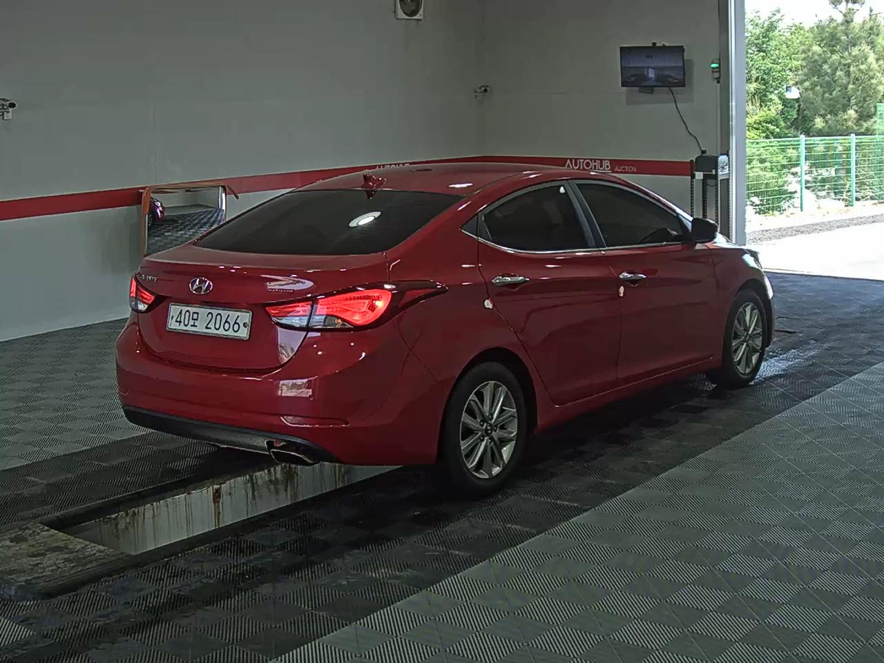 2015 - hyundai avante