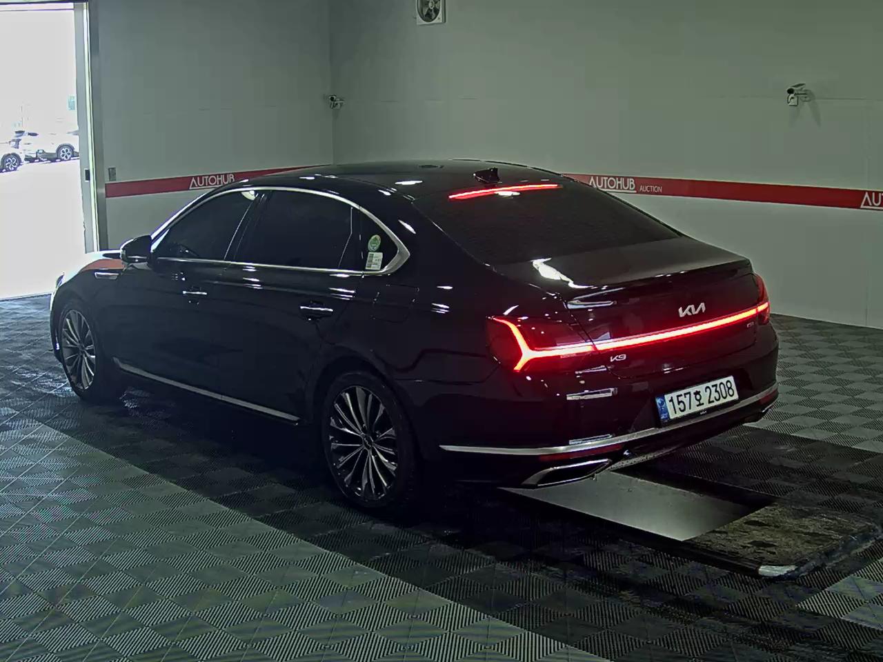 2022 - kia k9