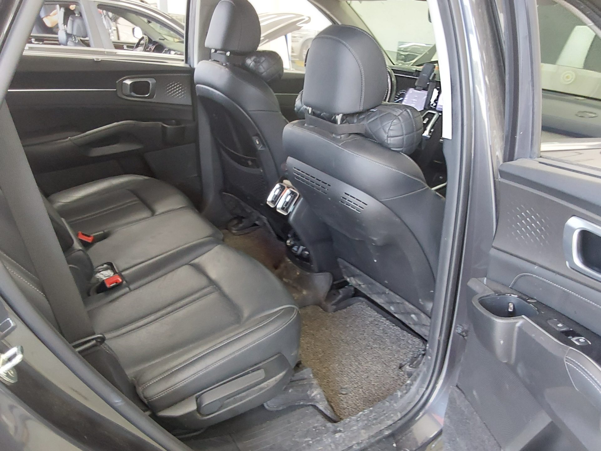 2022 - kia sorento