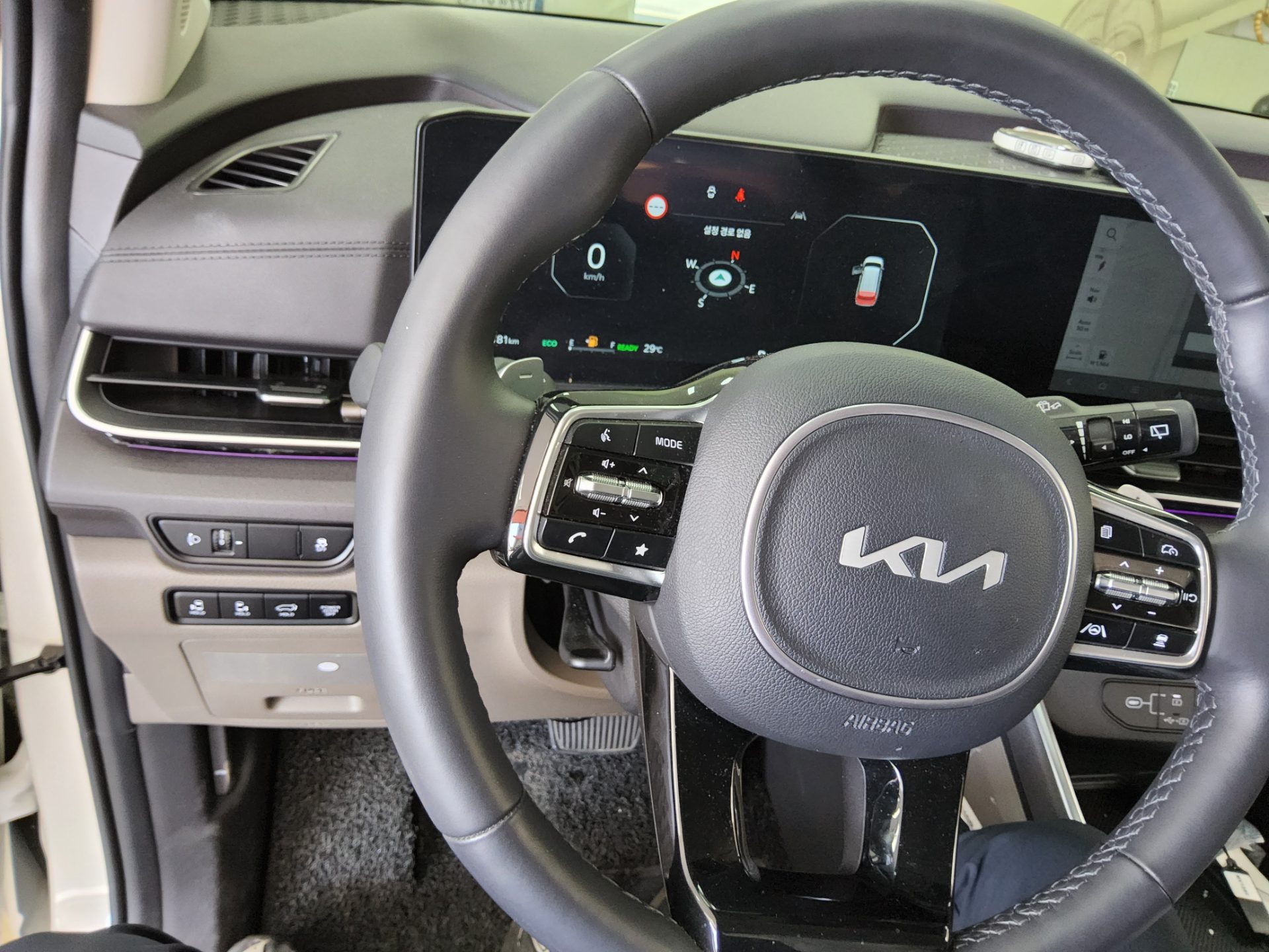 2025 - kia carnival
