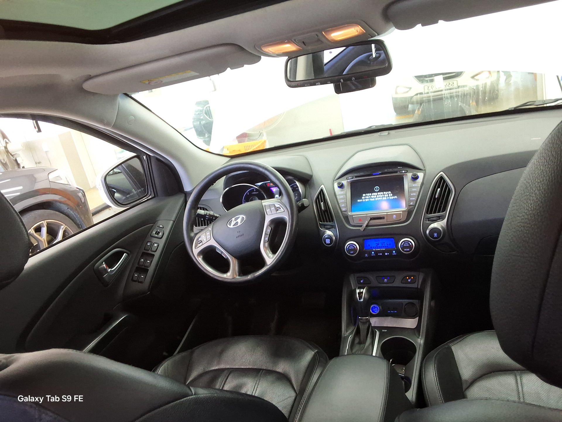 2014 - hyundai tucson