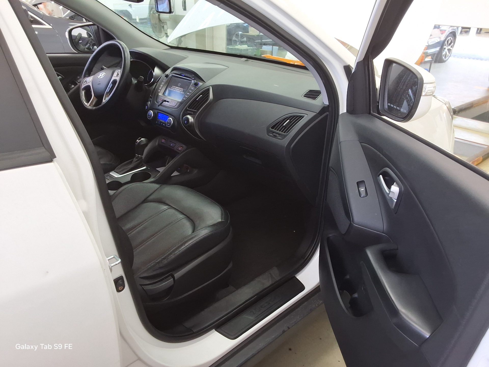2014 - hyundai tucson
