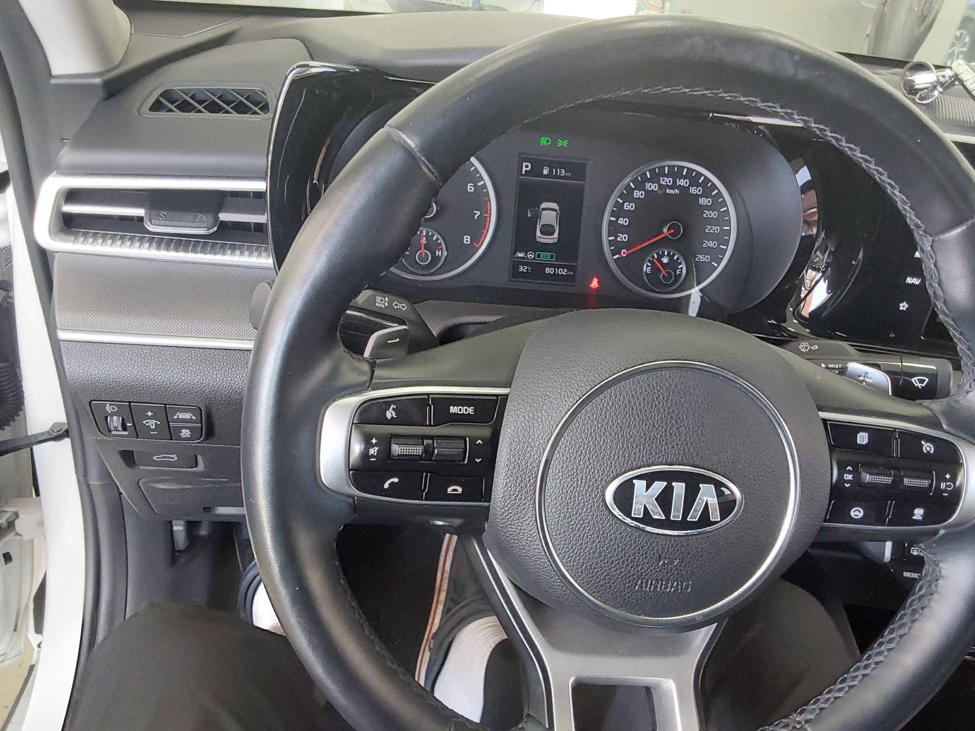 2021 - kia k5