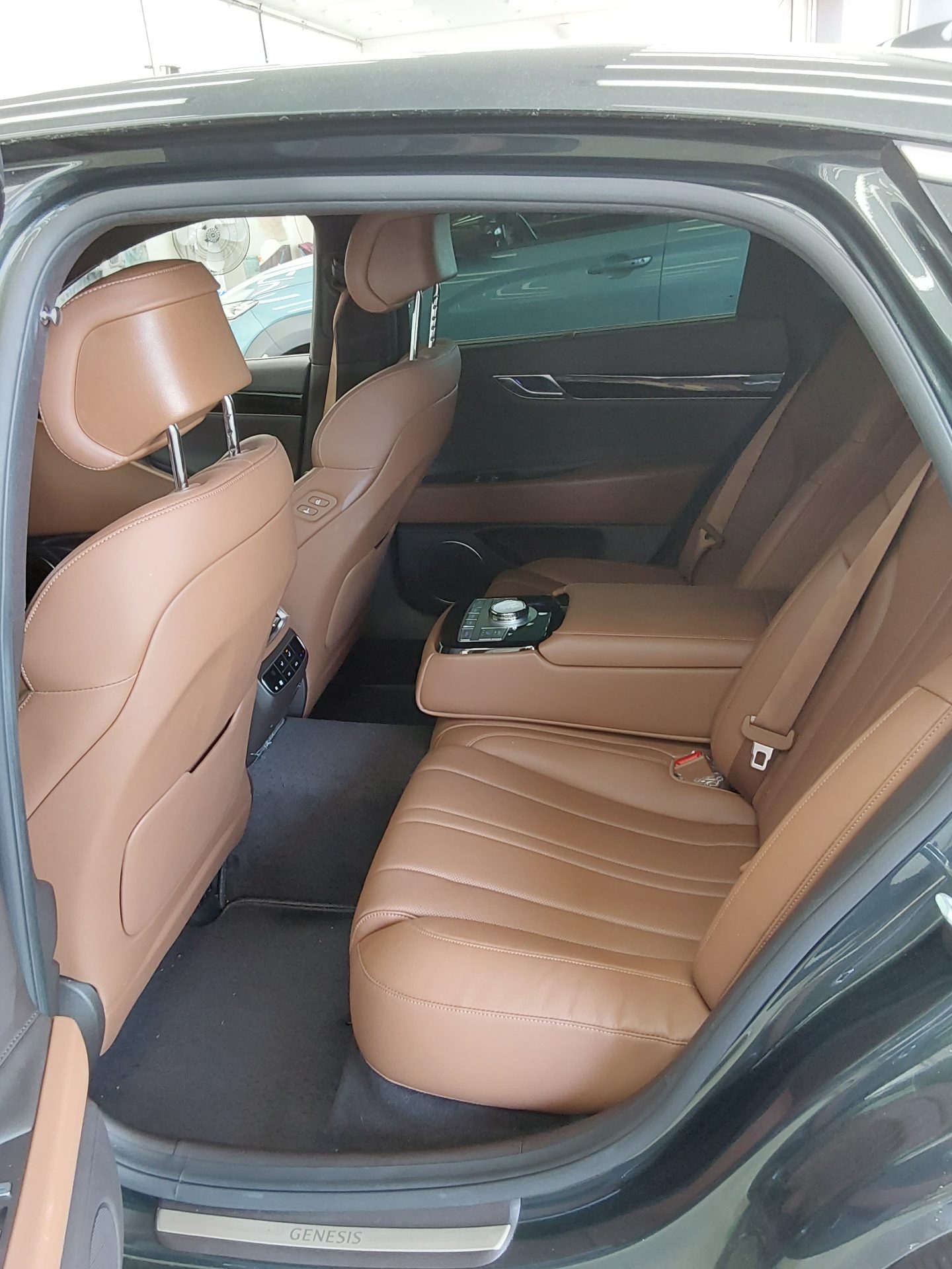 2024 - genesis g80