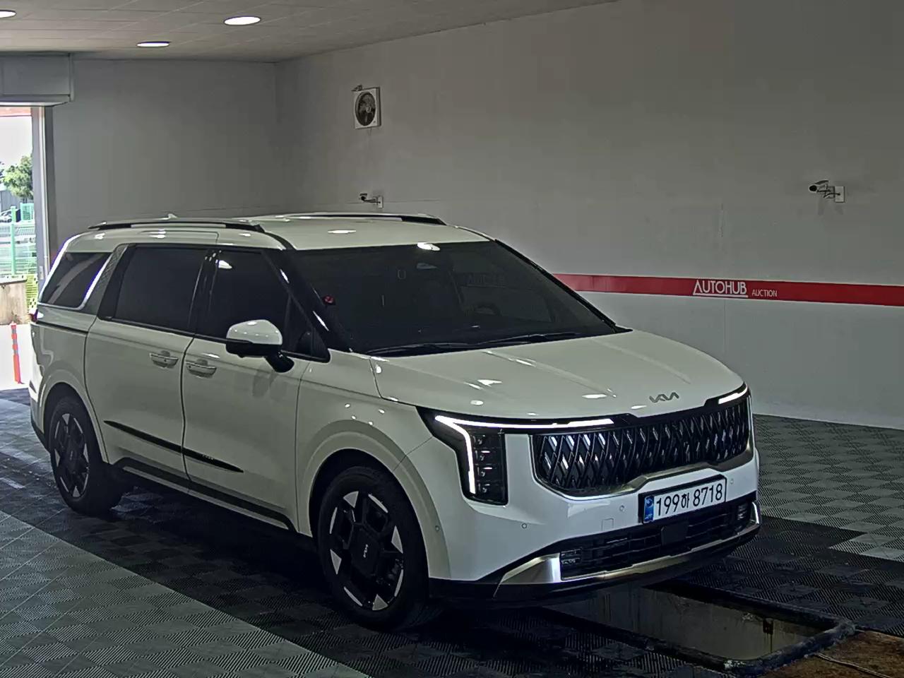 2025 - kia carnival