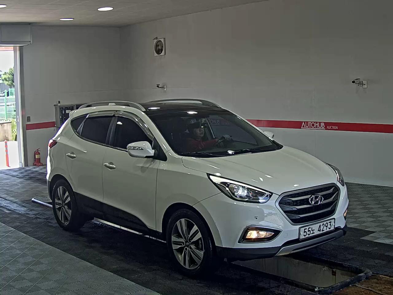 2014 - hyundai tucson