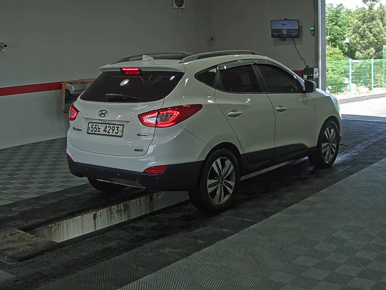 2014 - hyundai tucson