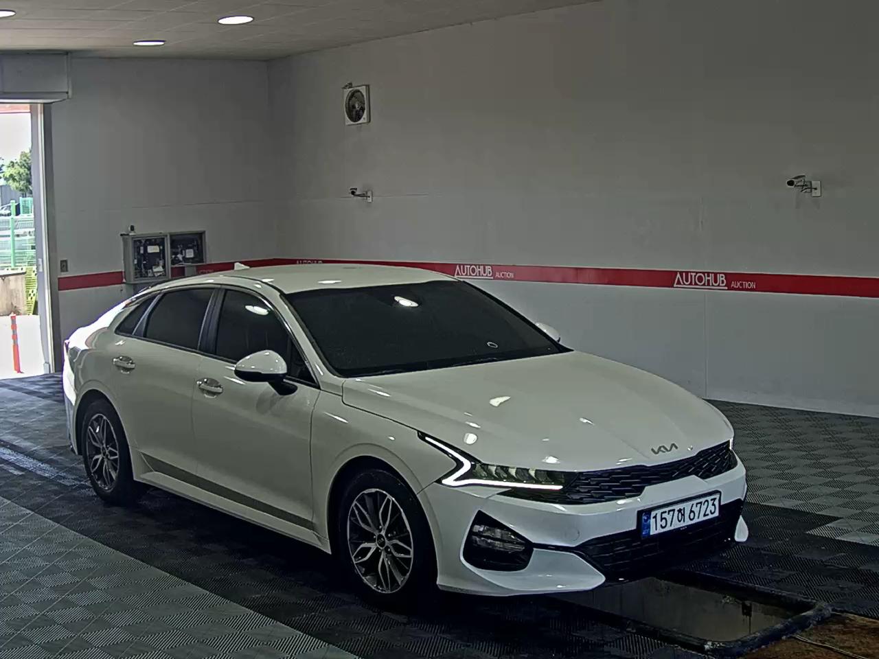 2021 - kia k5