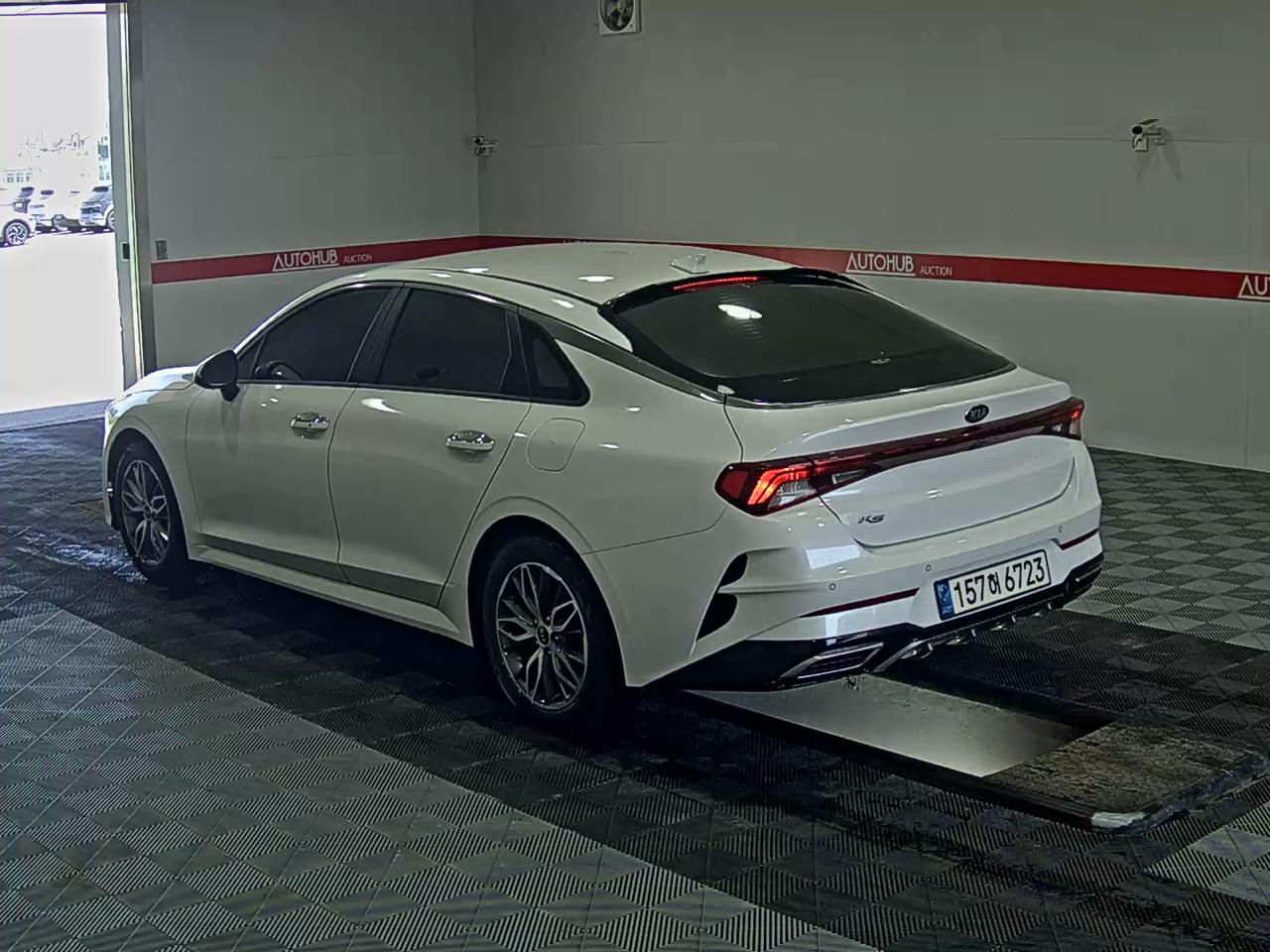 2021 - kia k5