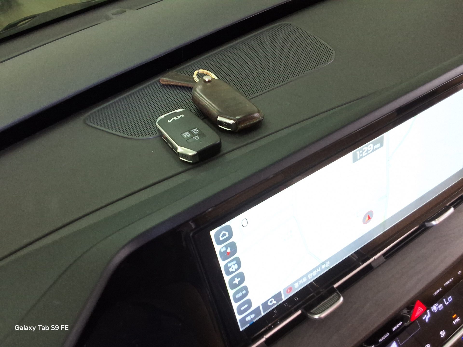 2022 - kia carnival