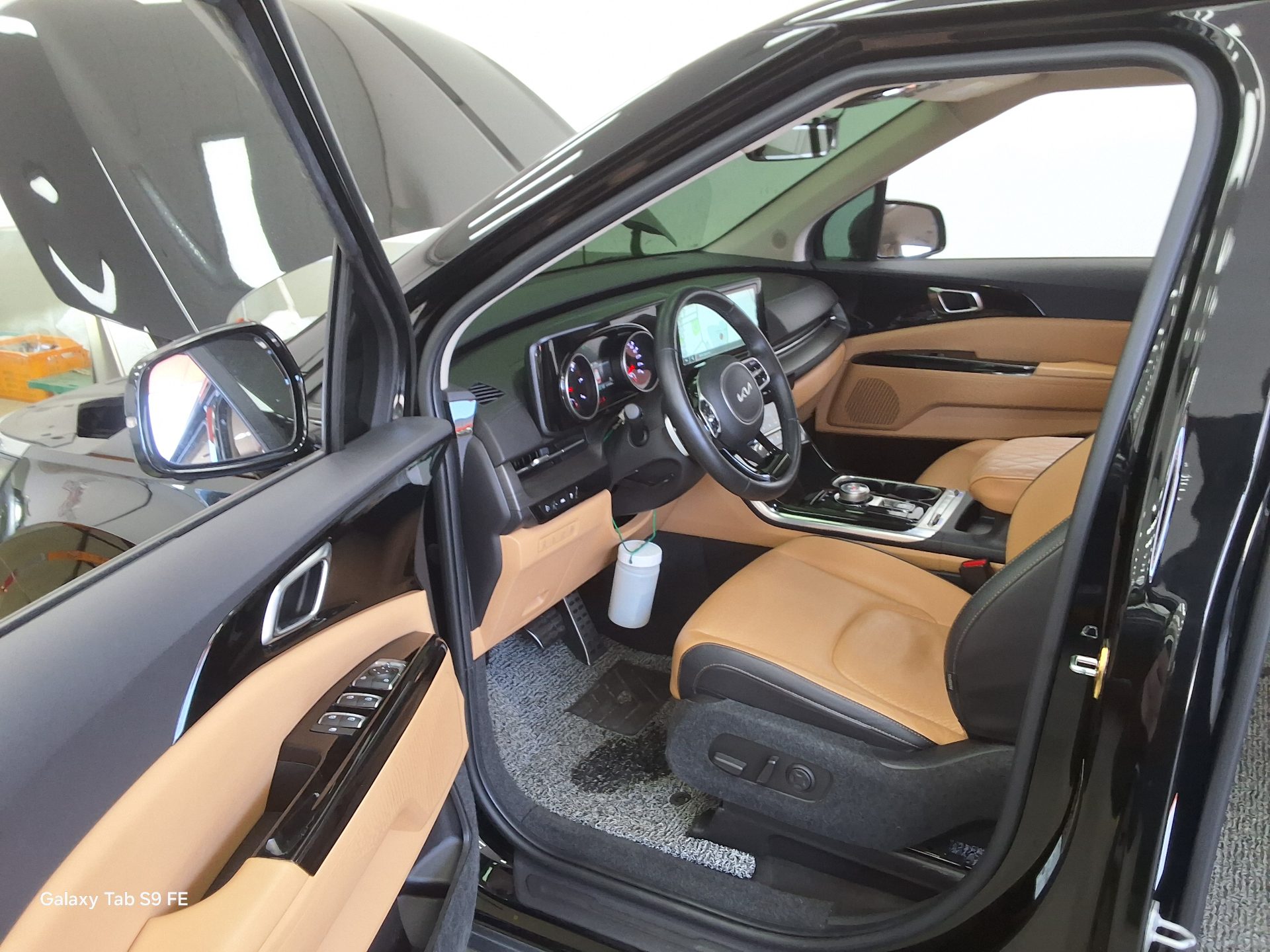 2022 - kia carnival