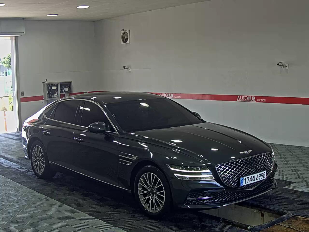 2024 - genesis g80