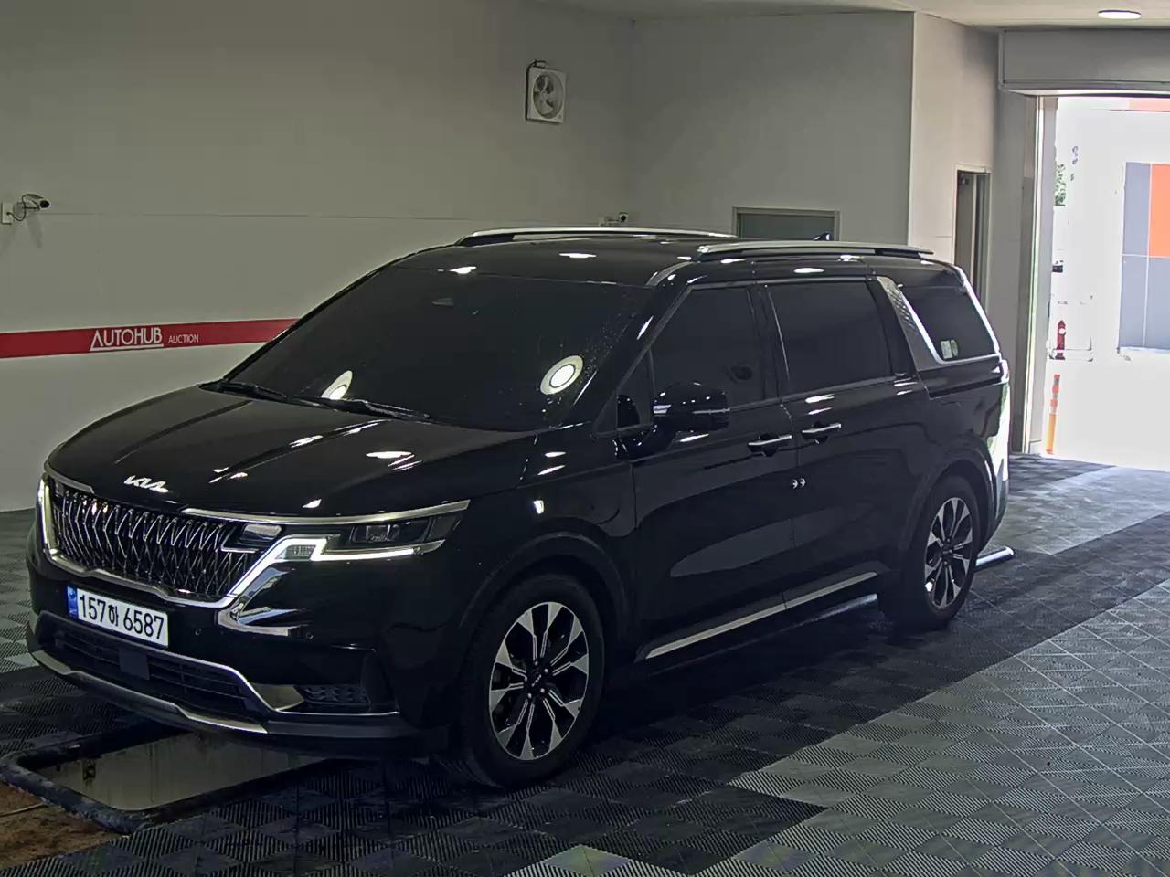 KIA CARNIVAL (KA4)