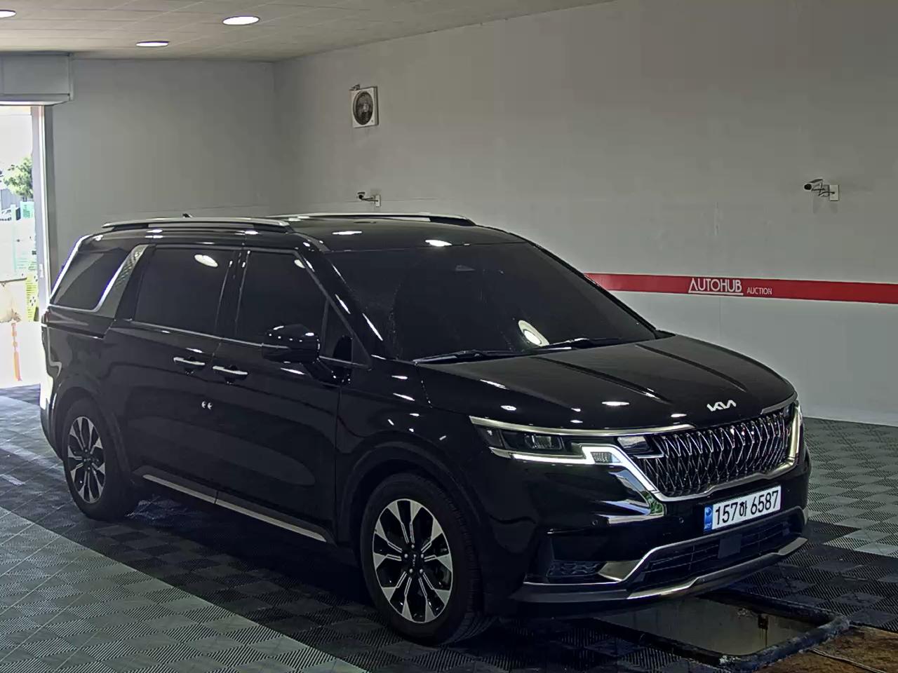 2022 - kia carnival