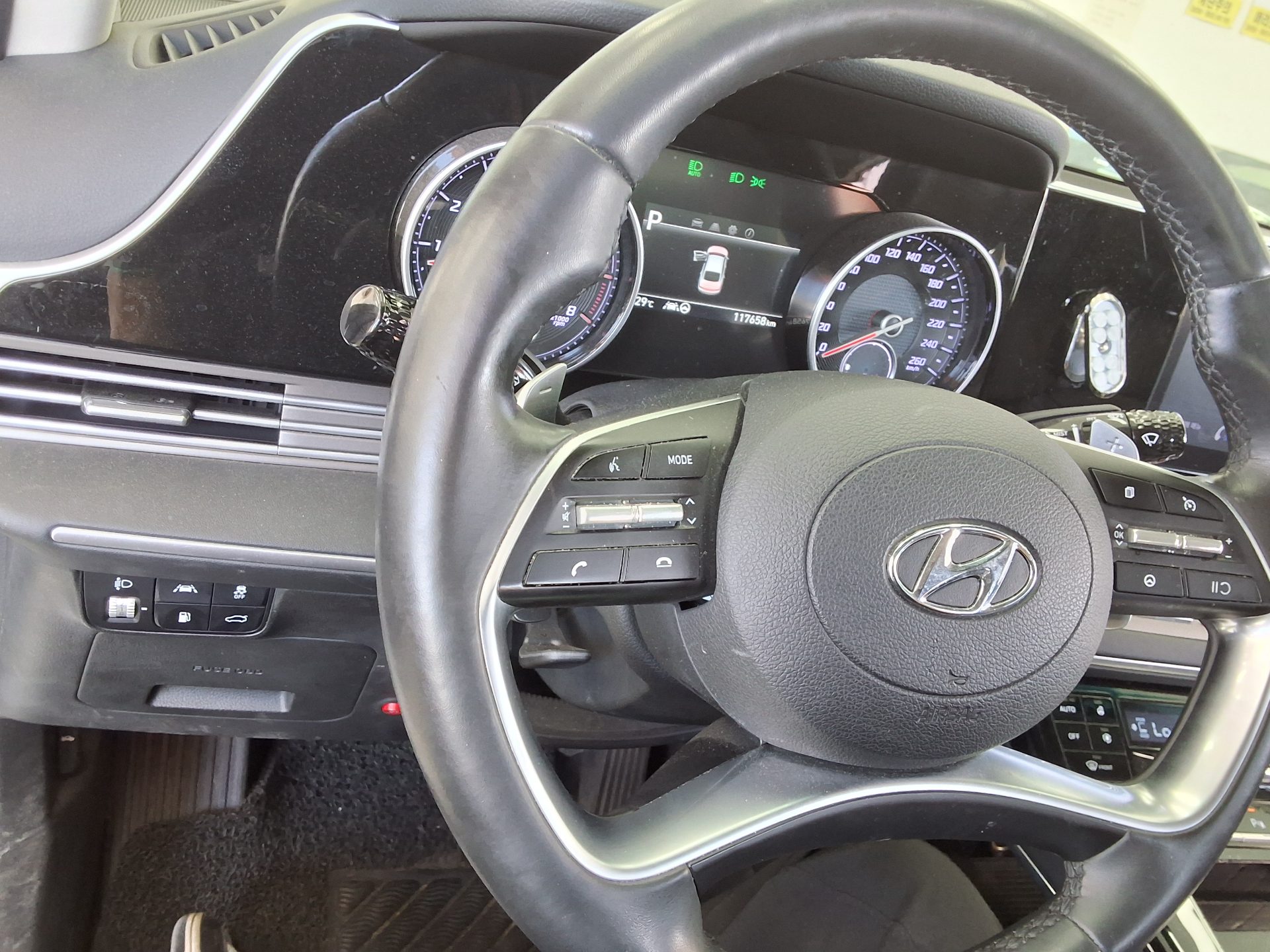 2022 - hyundai grandeur