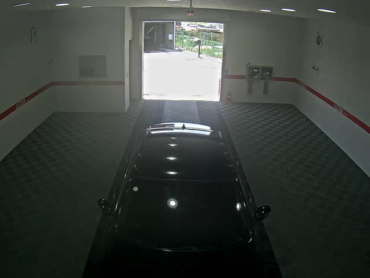 2010 - hyundai bh