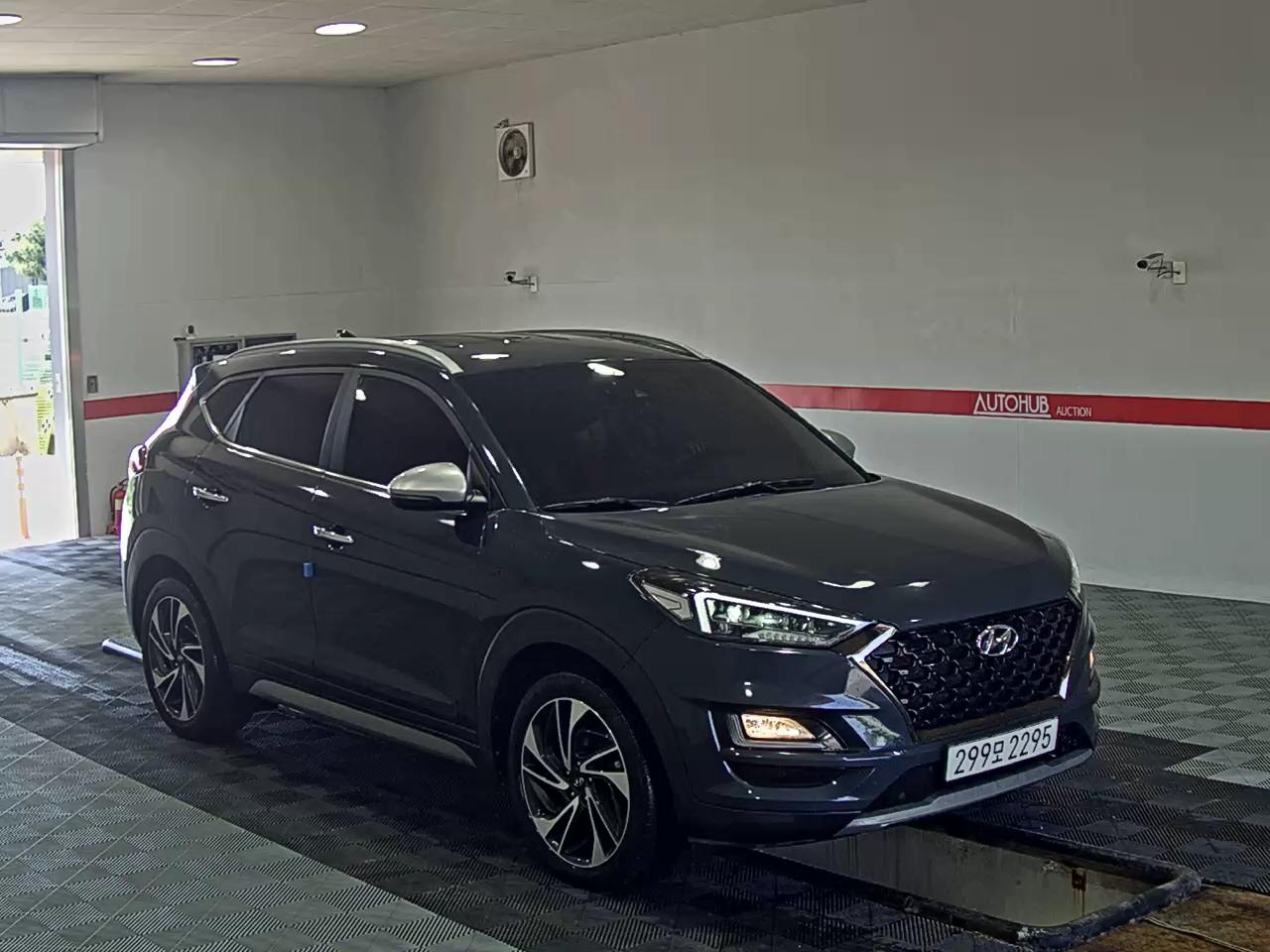2020 - hyundai tucson