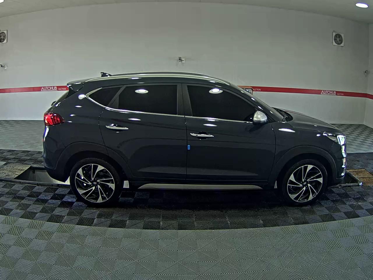 2020 - hyundai tucson