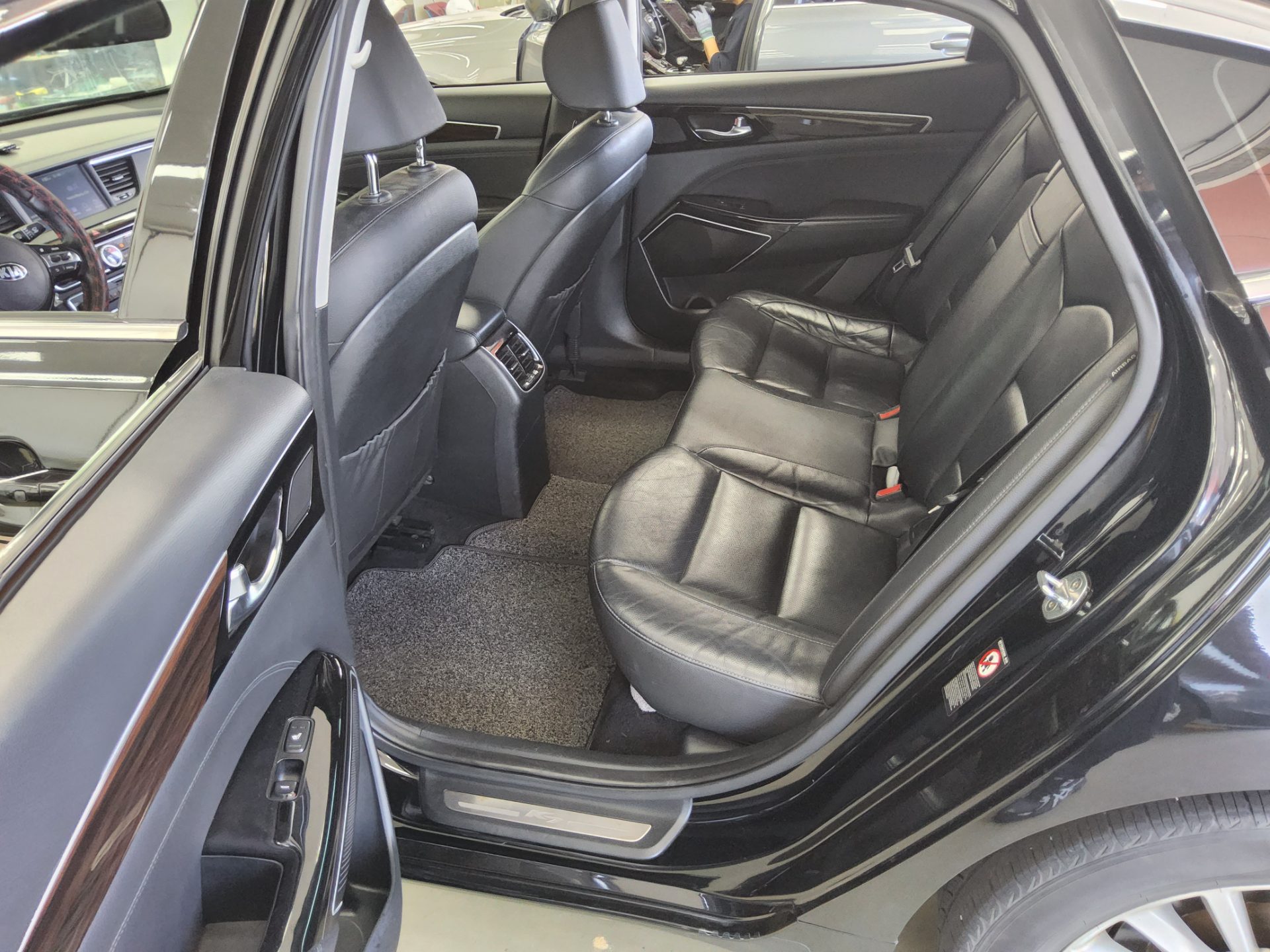 2019 - kia k7