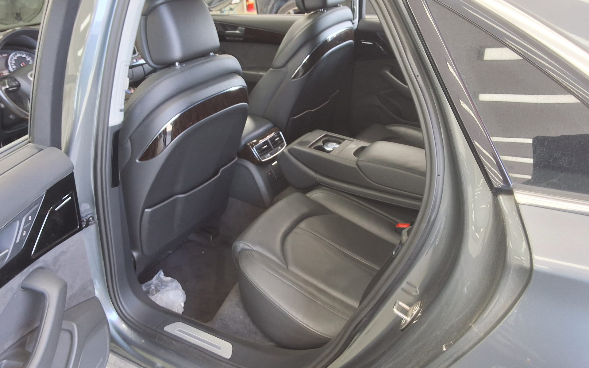 Audi A8 - 11