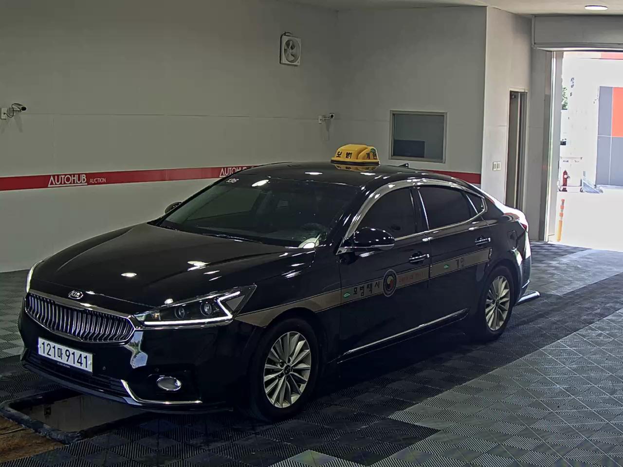KIA K7 LPI RENTAL CAR