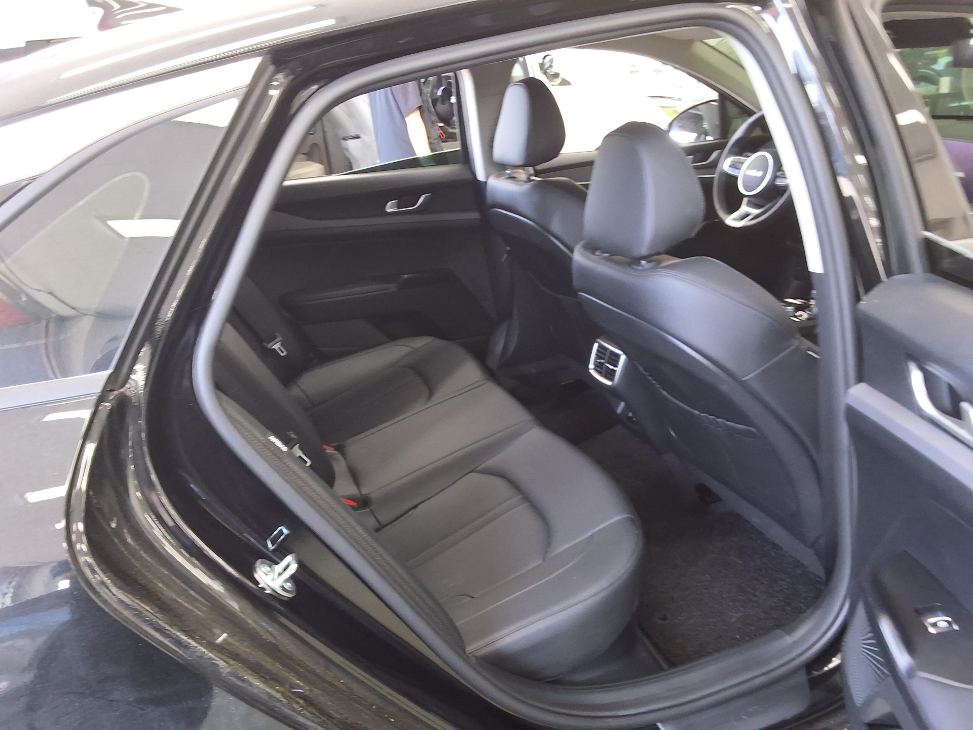 2025 - kia k5