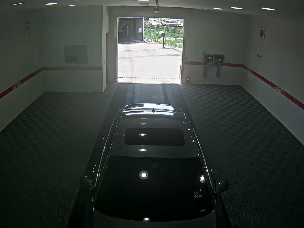 Audi A8 - 6