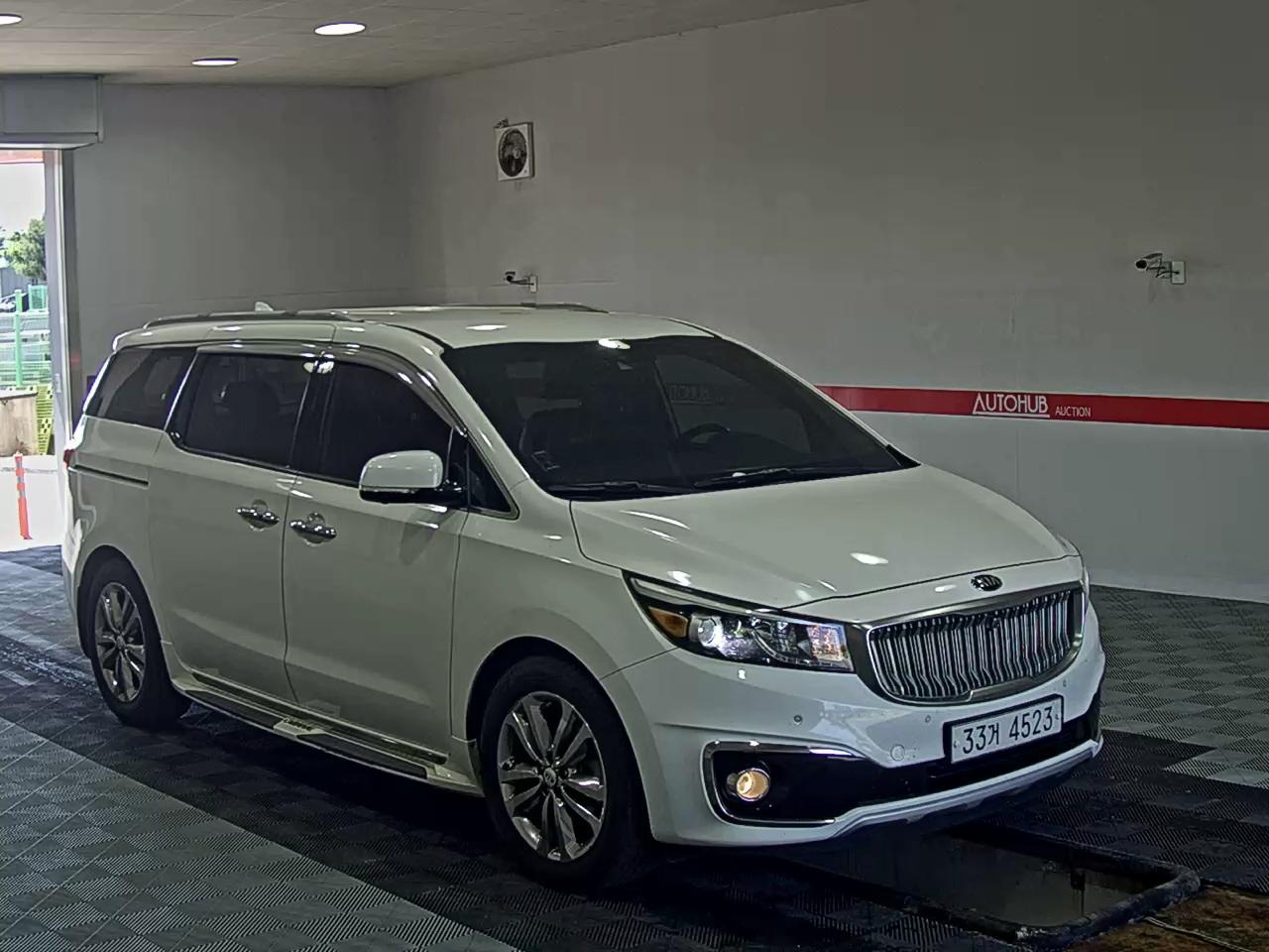 2018 - kia carnival