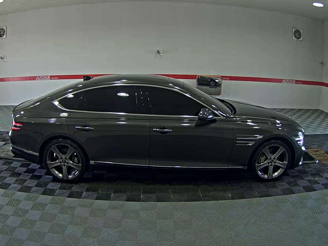 2024 - genesis g80