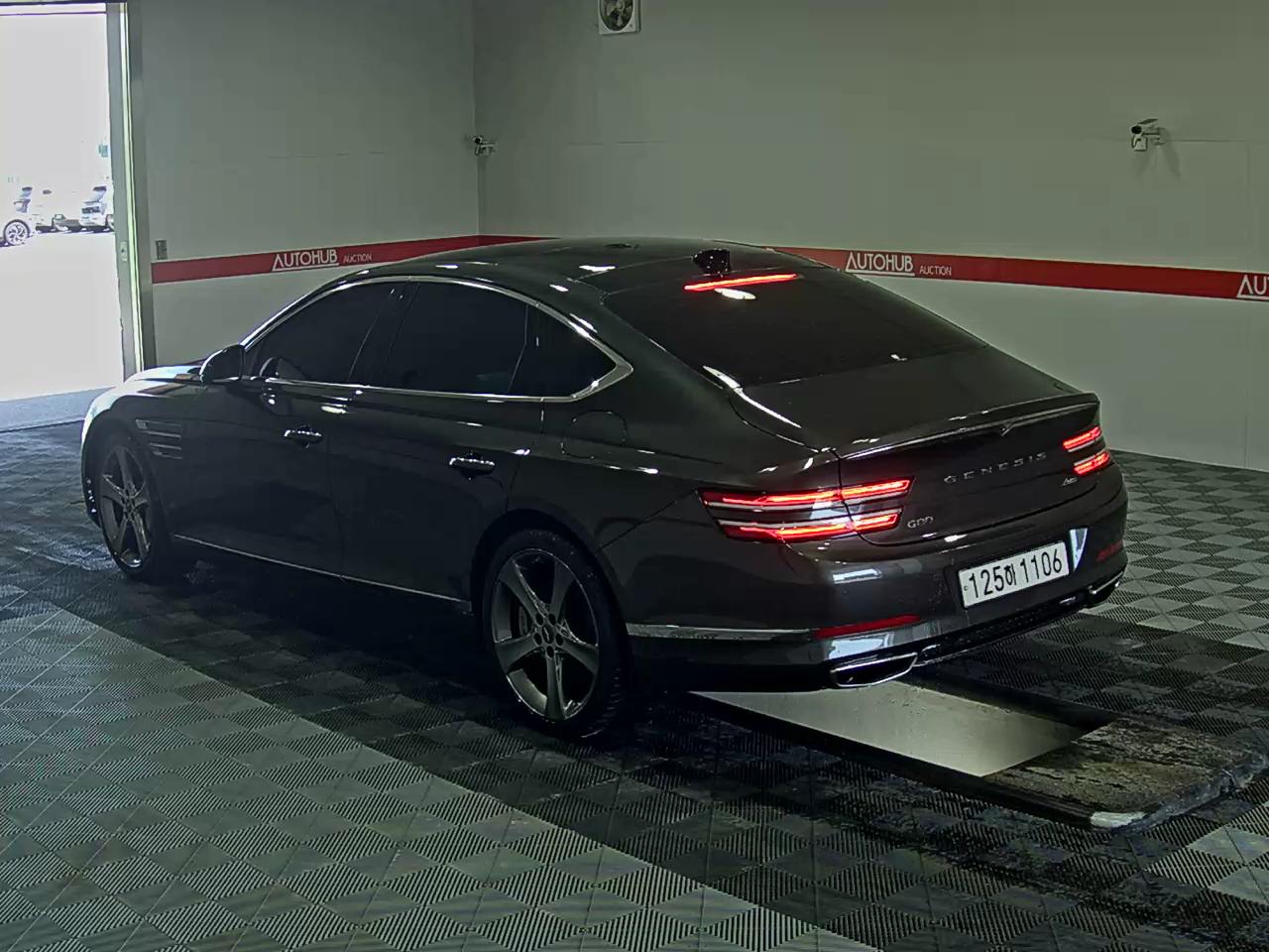 2024 - genesis g80