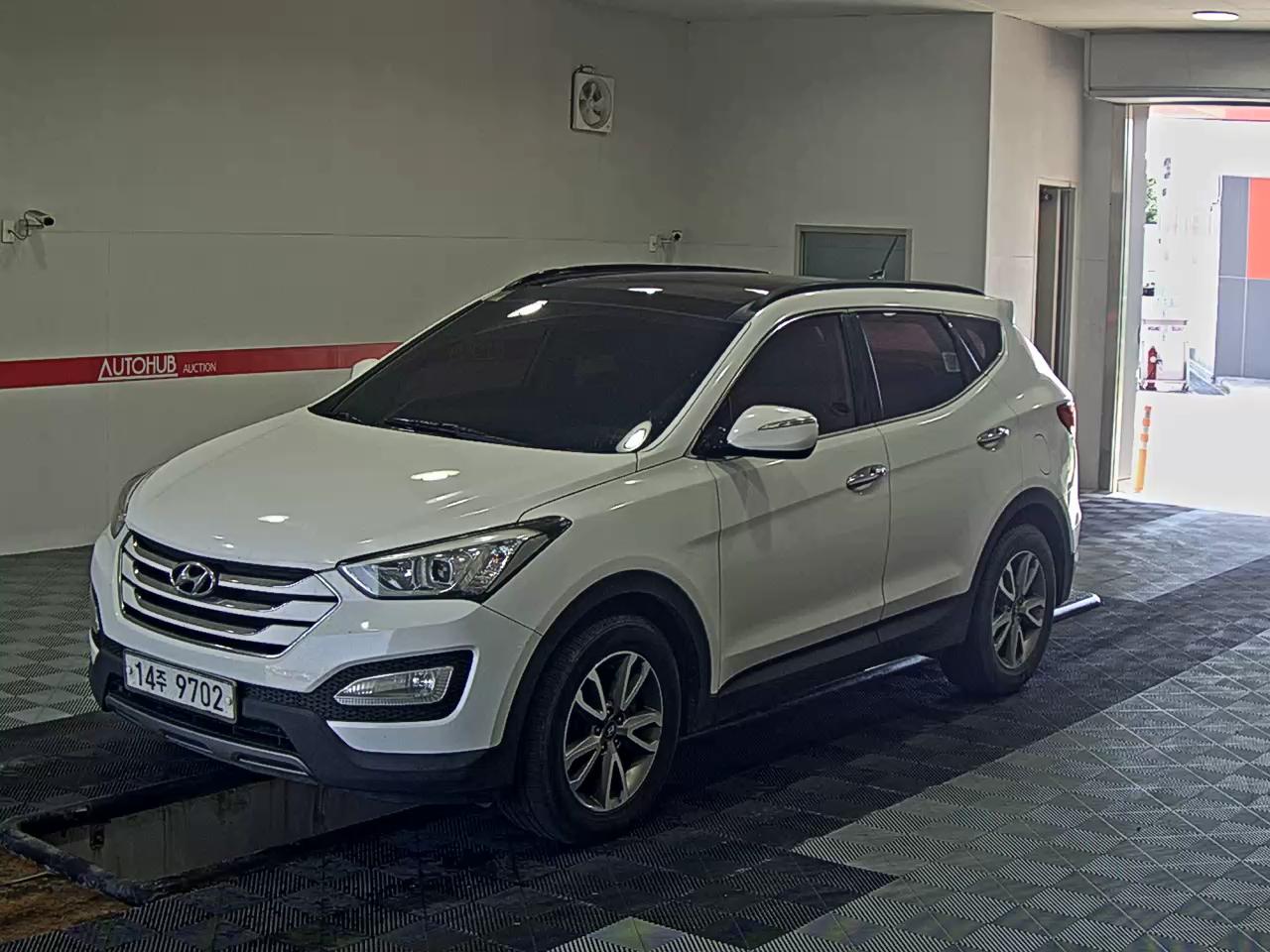 HYUNDAI SANTA FE (DM)