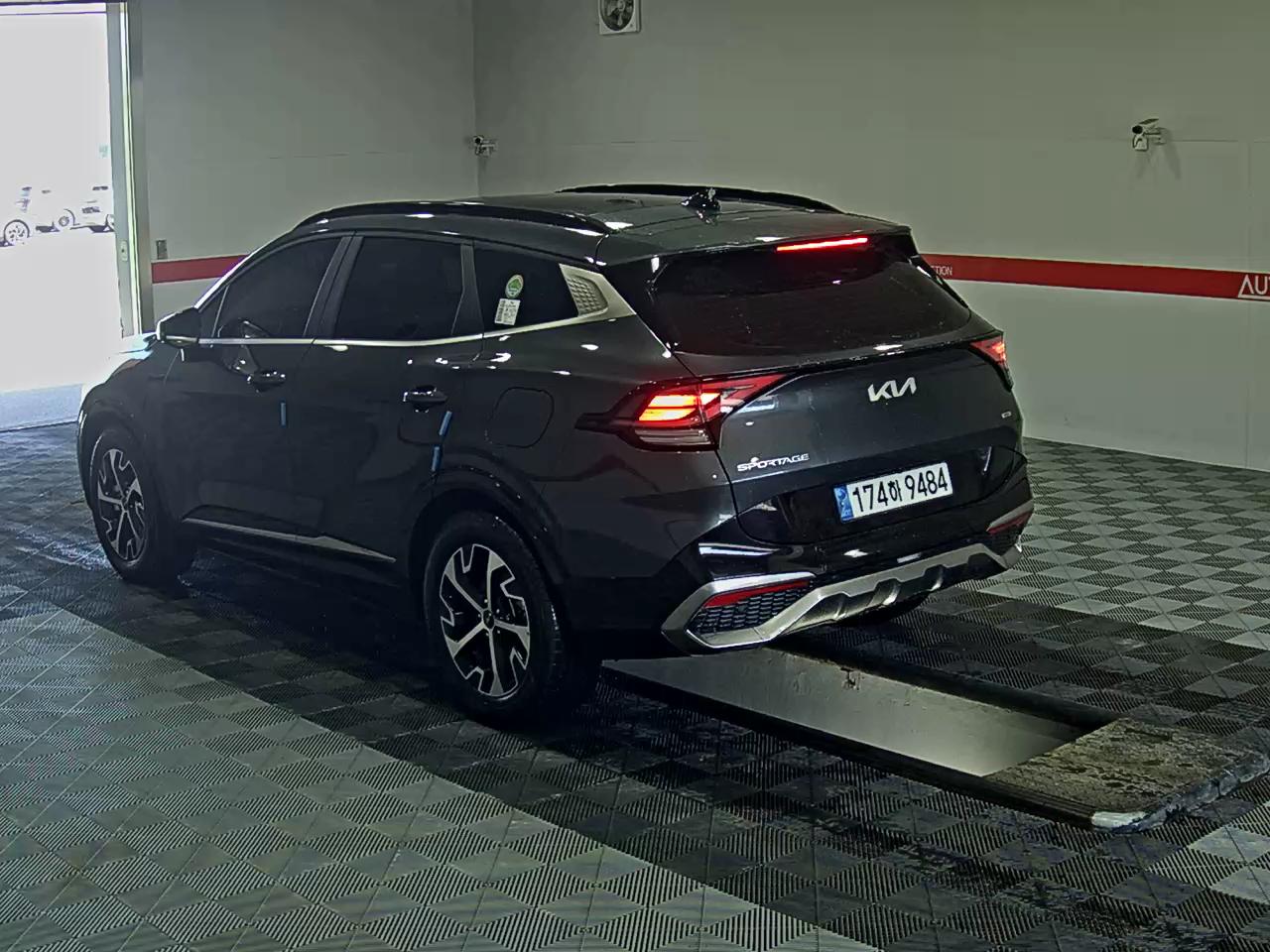 2023 - kia sportage