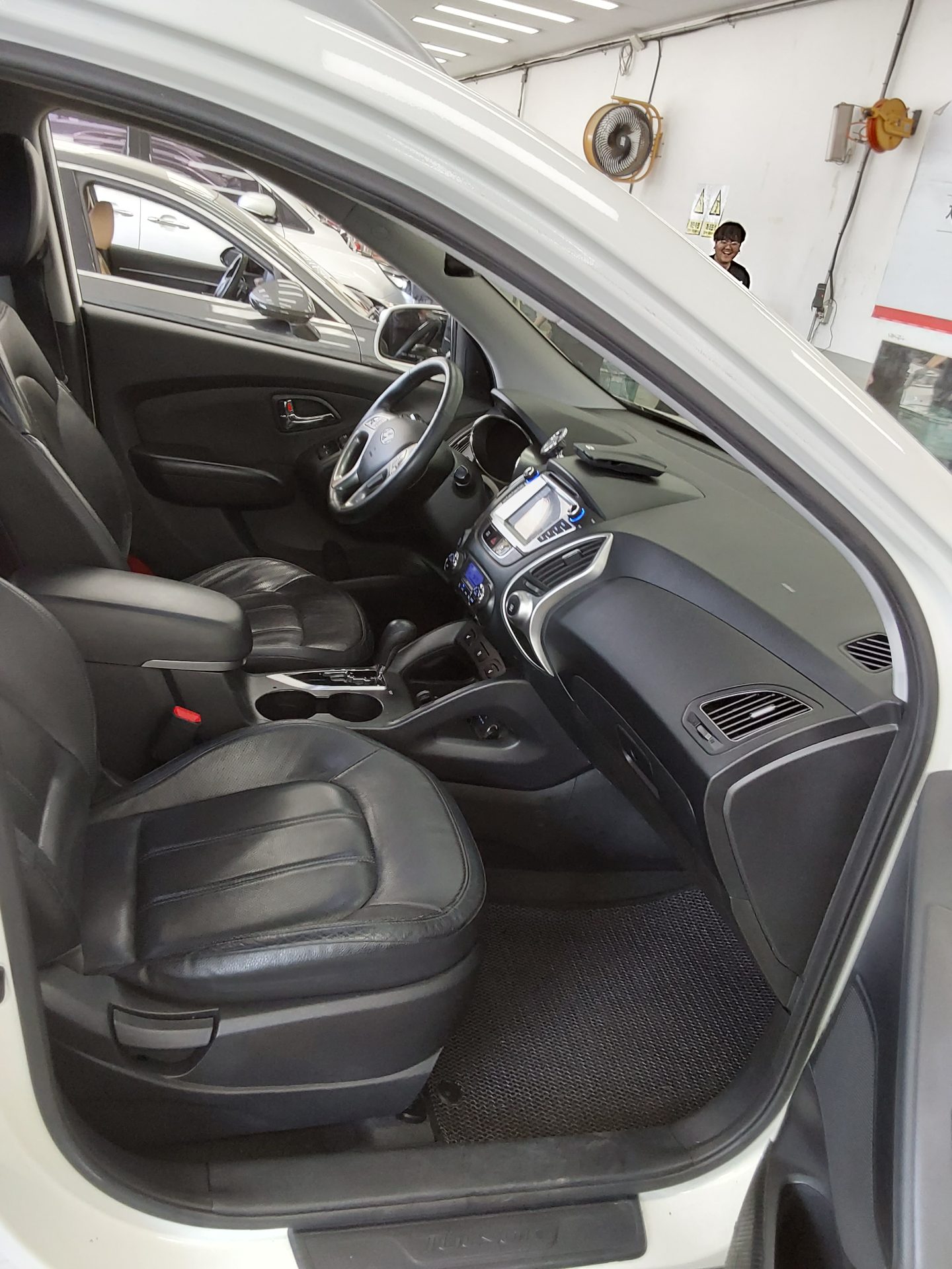 2012 - hyundai tucson