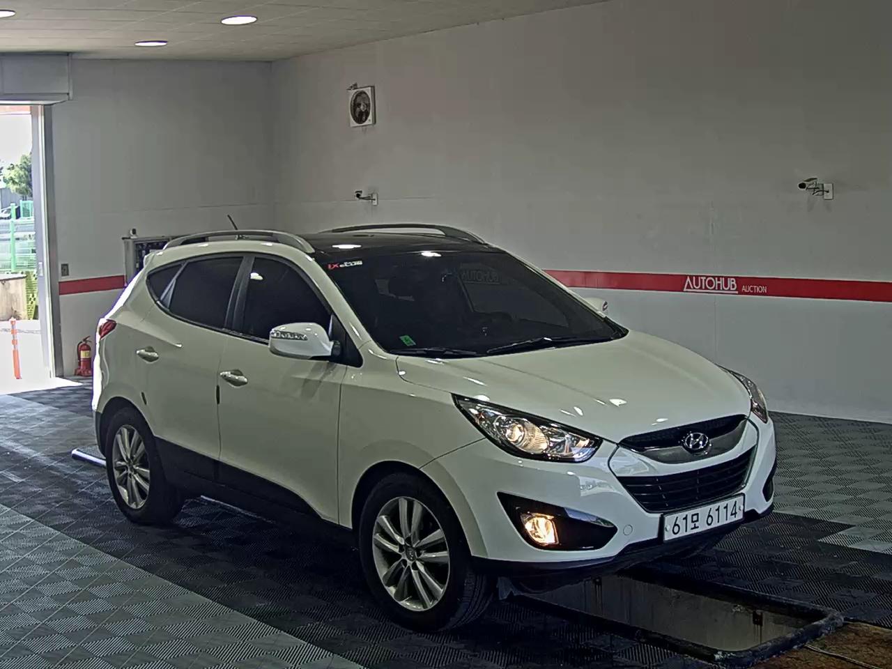 2012 - hyundai tucson