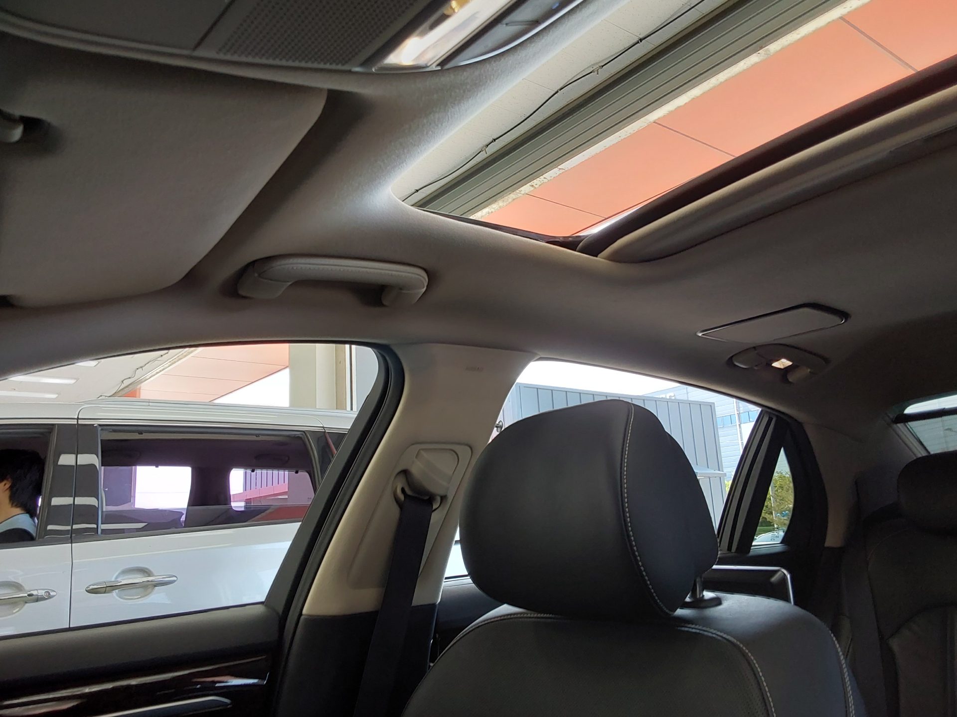 2019 - genesis g90