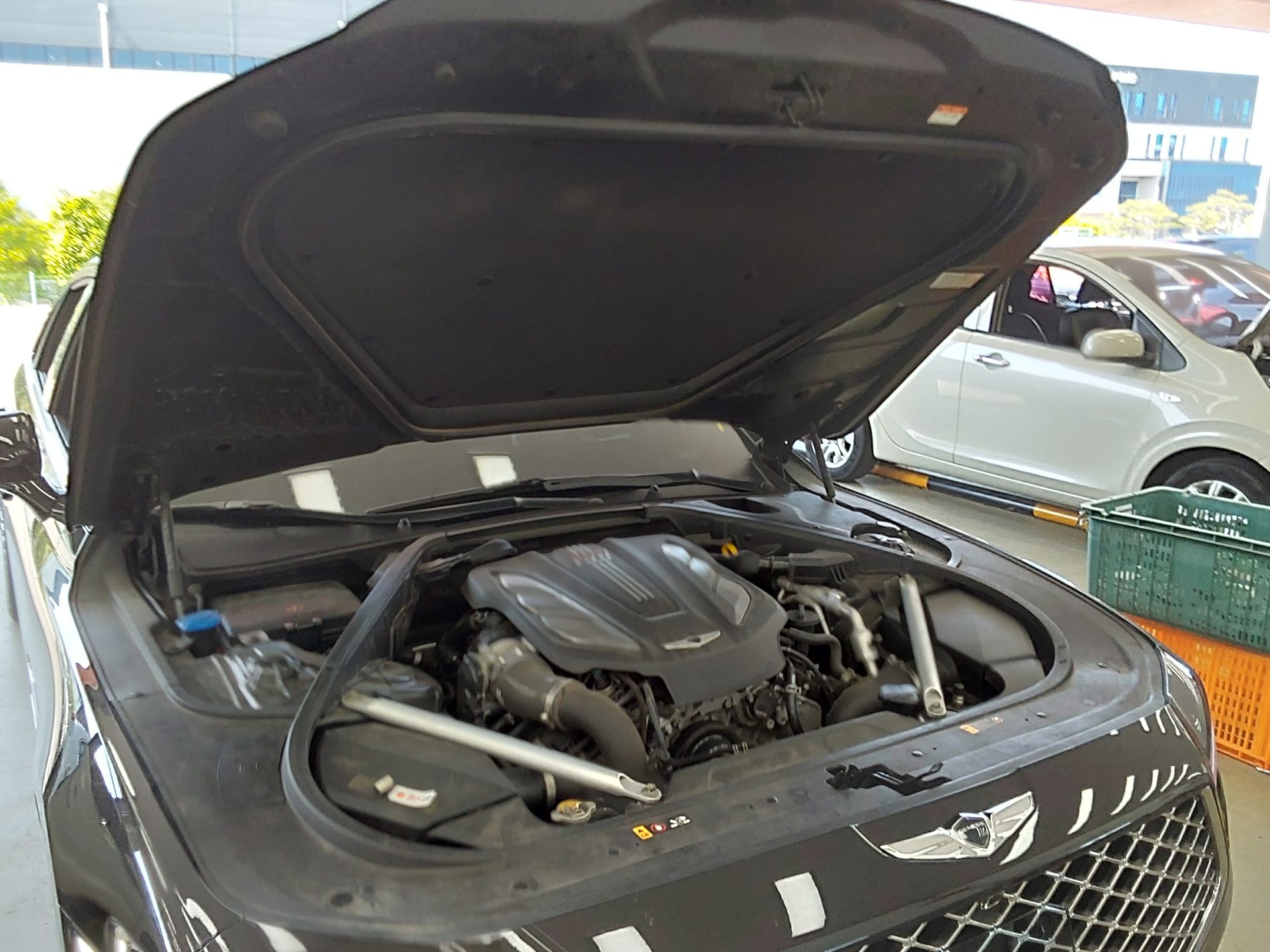 2019 - genesis g90