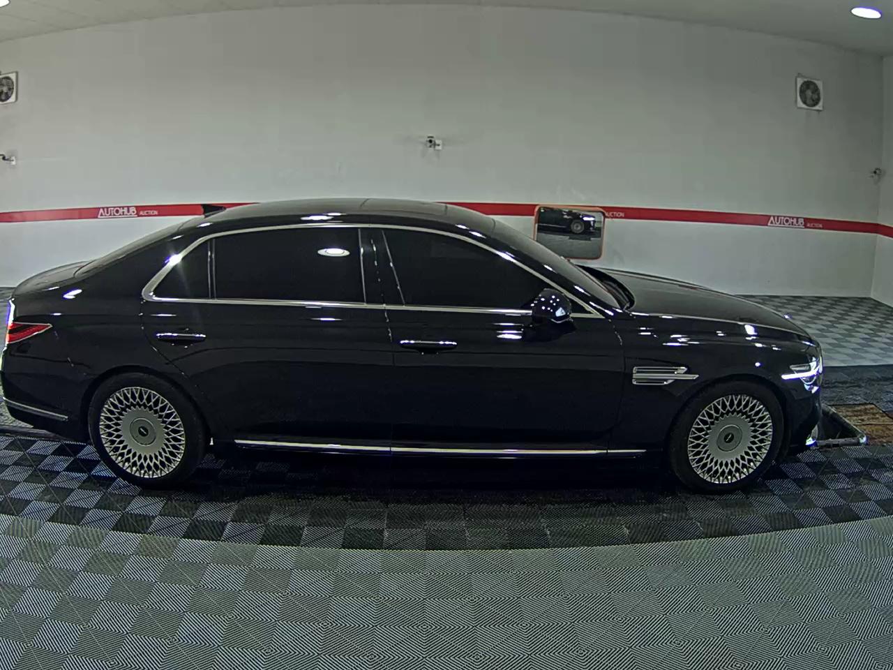 2019 - genesis g90