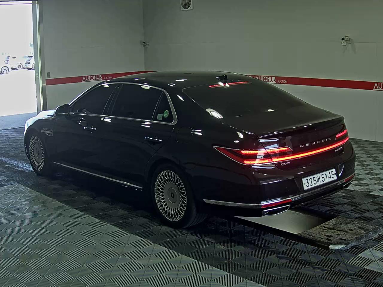 2019 - genesis g90