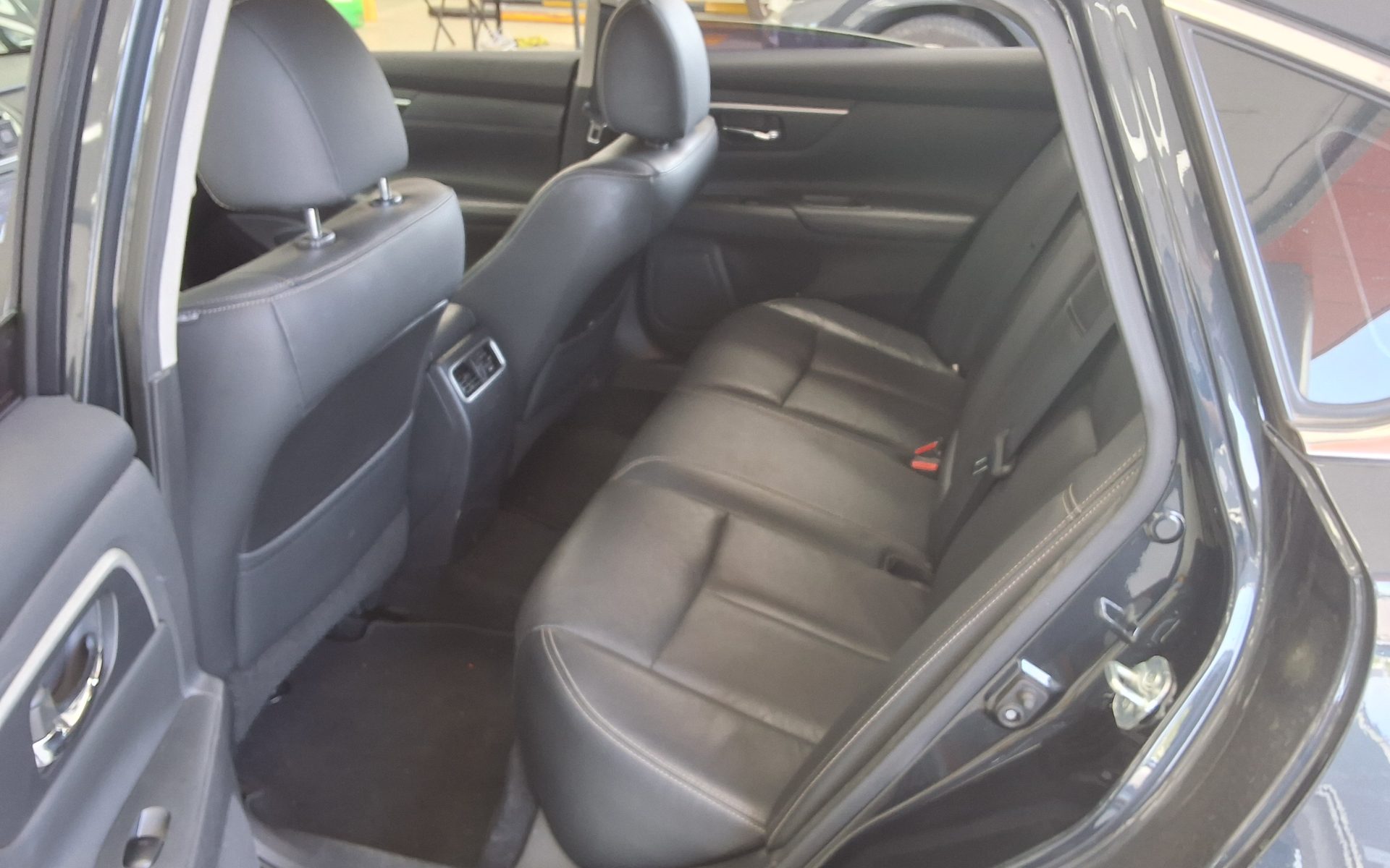 2017 - nissan altima